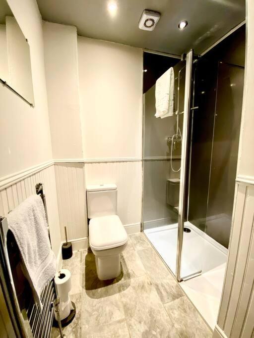 Anchored Homely Apartment In Historic Centre พาสเลย์ ภายนอก รูปภาพ
